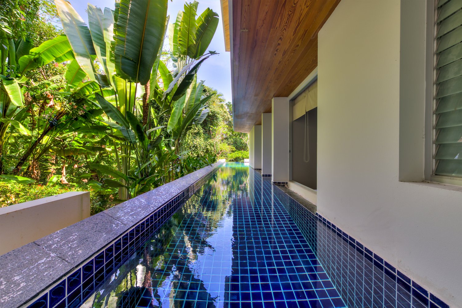 Property image - full photo 11