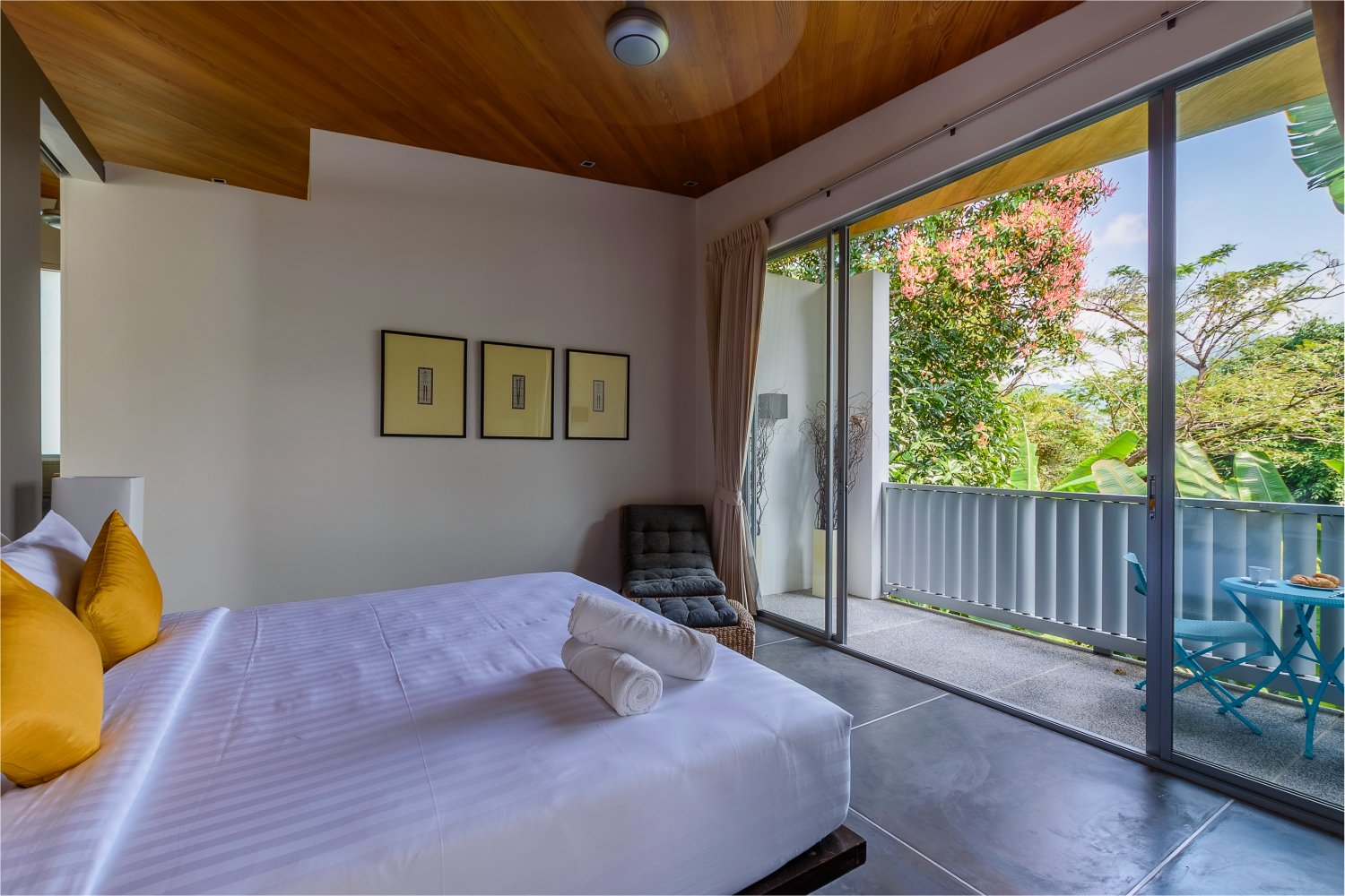 Property image - full photo 9