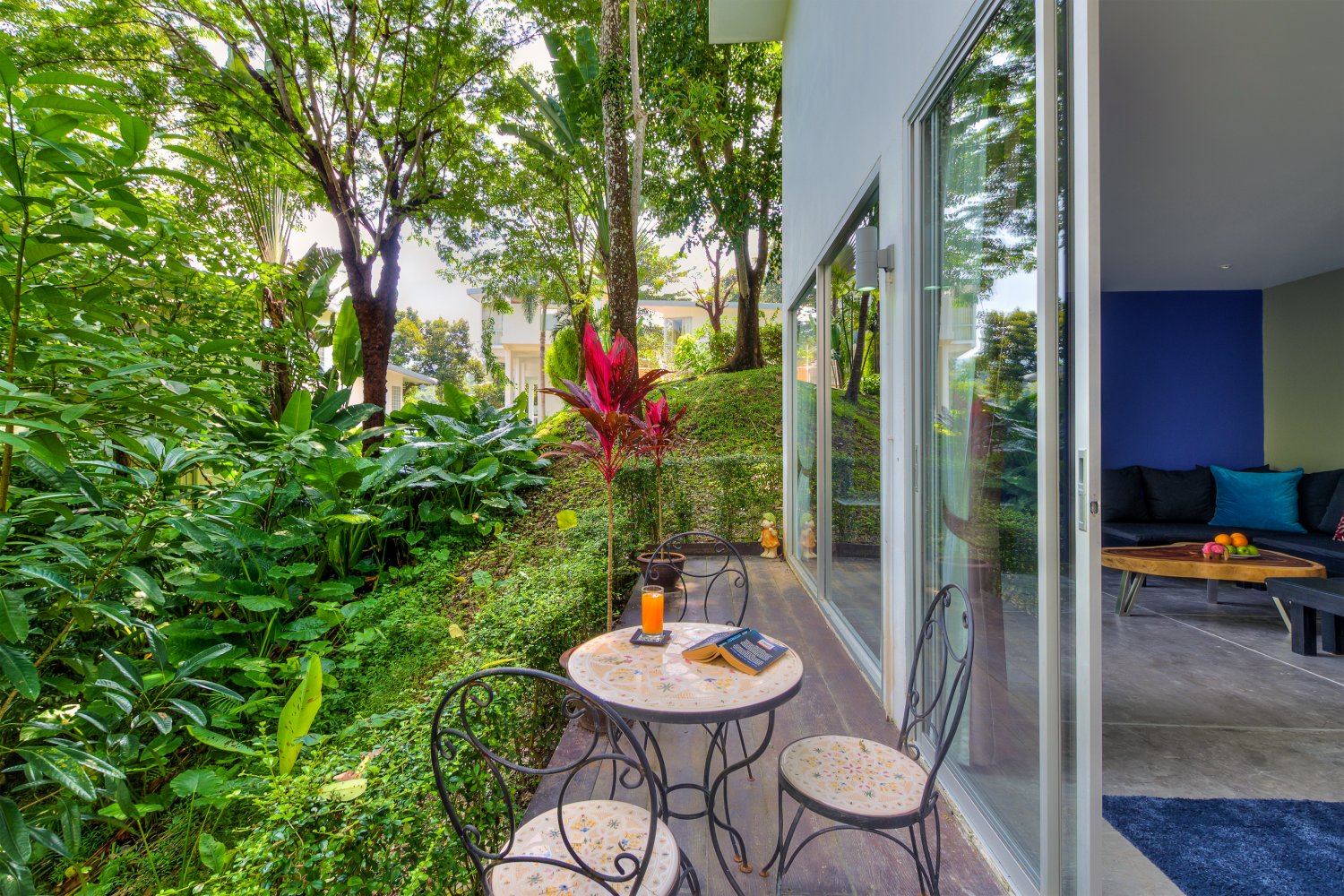 Property image - full photo 32