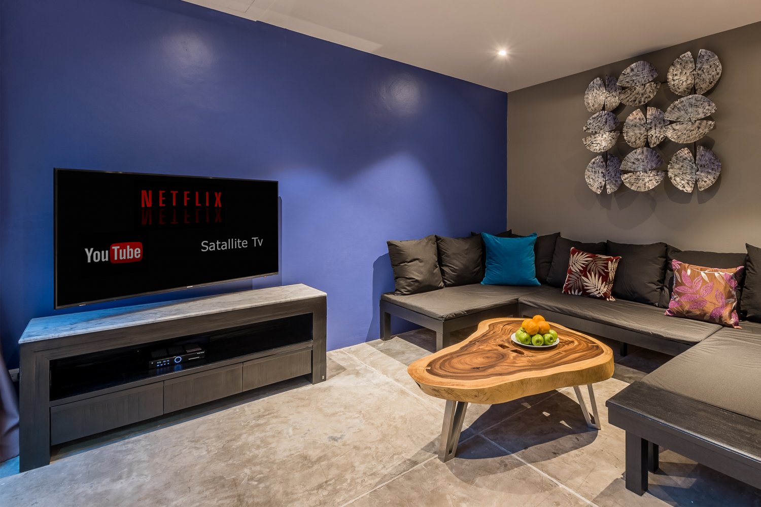 Property image - full photo 52