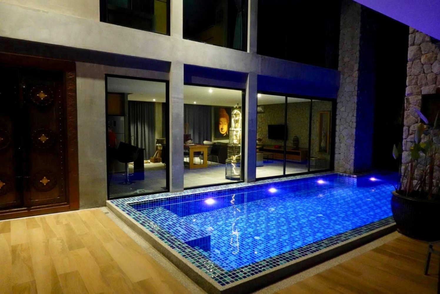 Property image - full photo 7