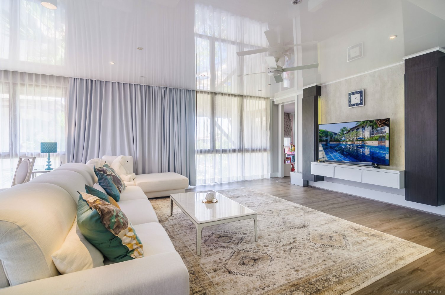 Property image - full photo 12