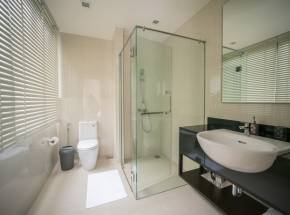 Property image - full photo 17