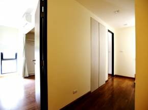 Property image - full photo 11