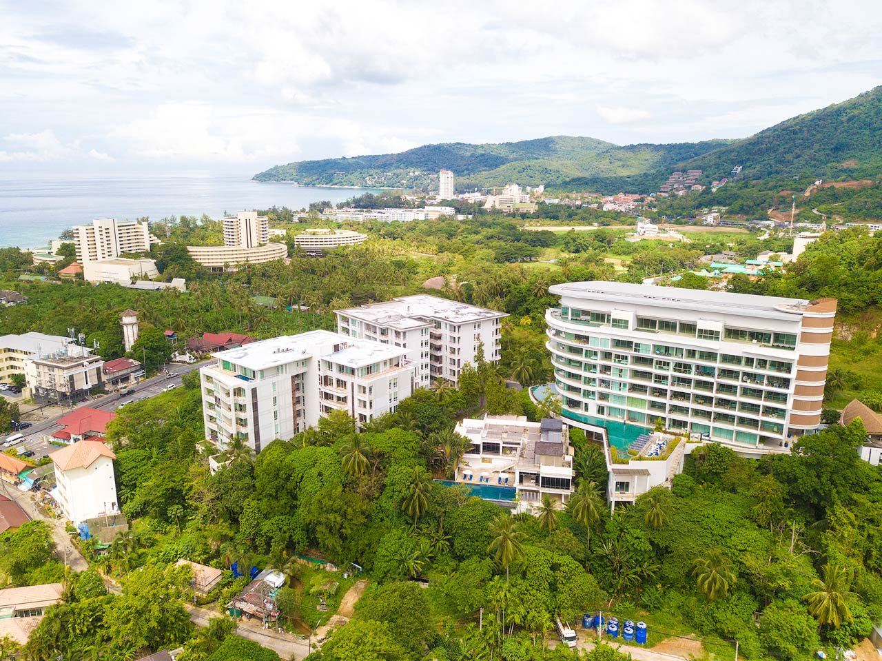 Property image - full photo 3
