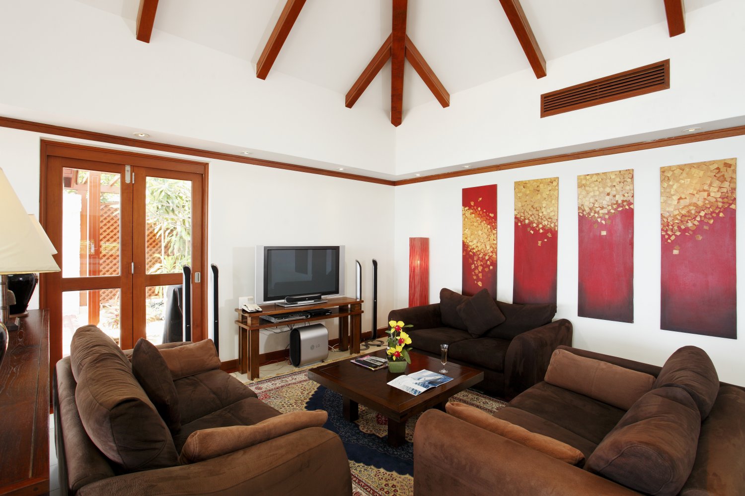 Property image - full photo 53