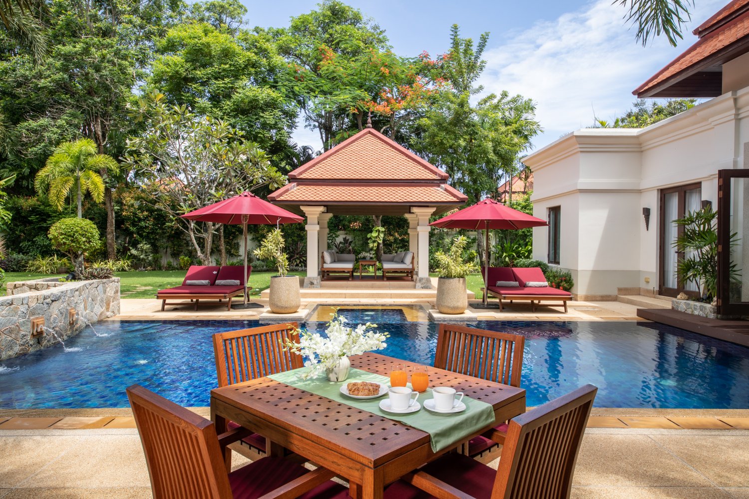 Property image - full photo 17