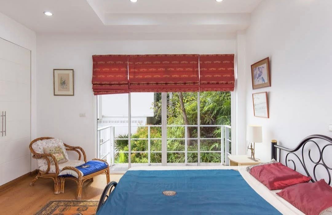 Property image - full photo 8