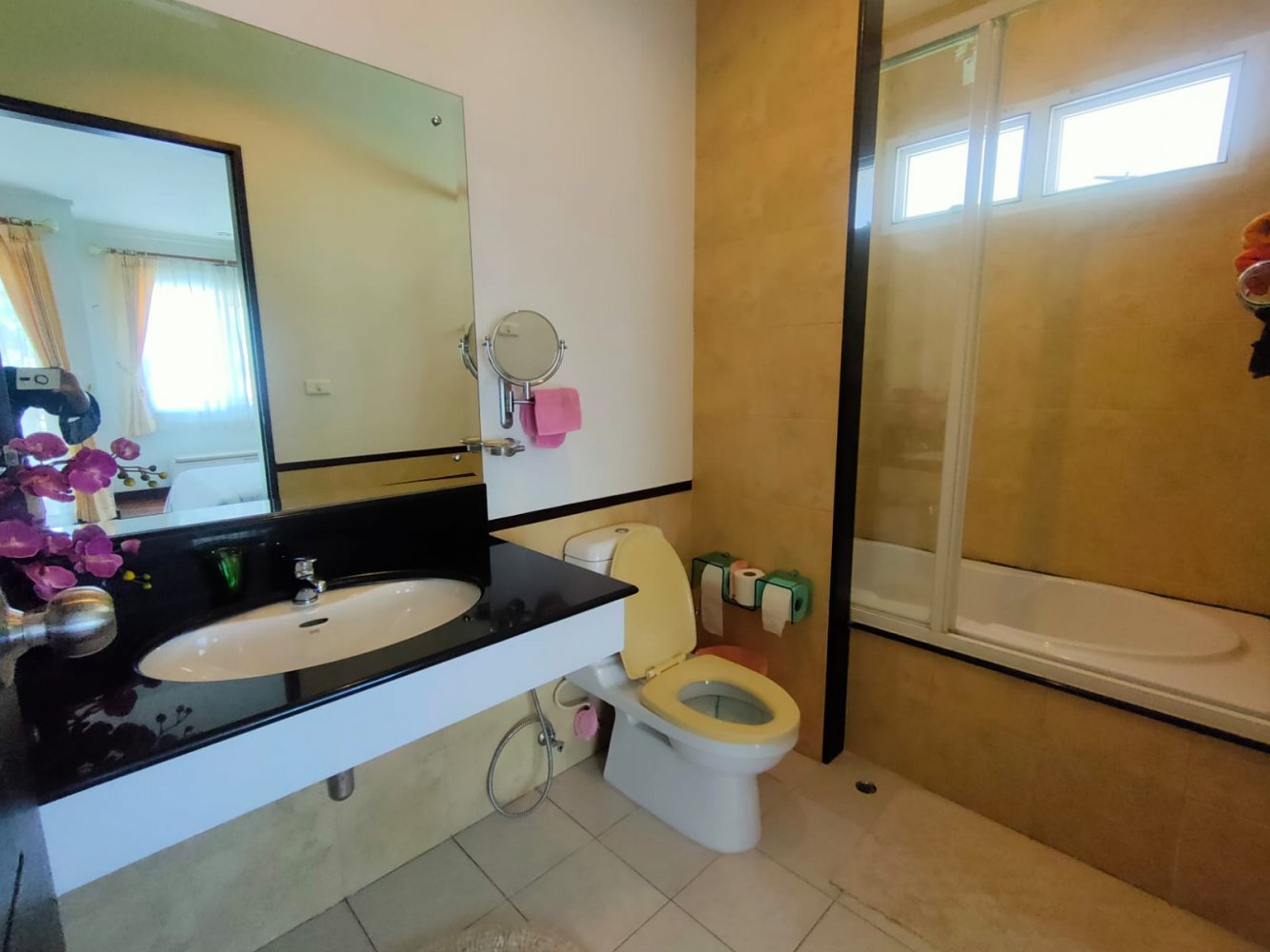 Property image - full photo 16