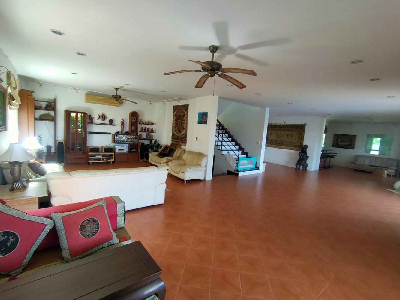 Property image - full photo 7