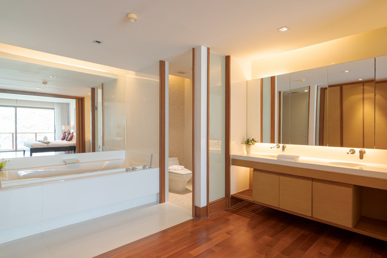 Property image - full photo 17