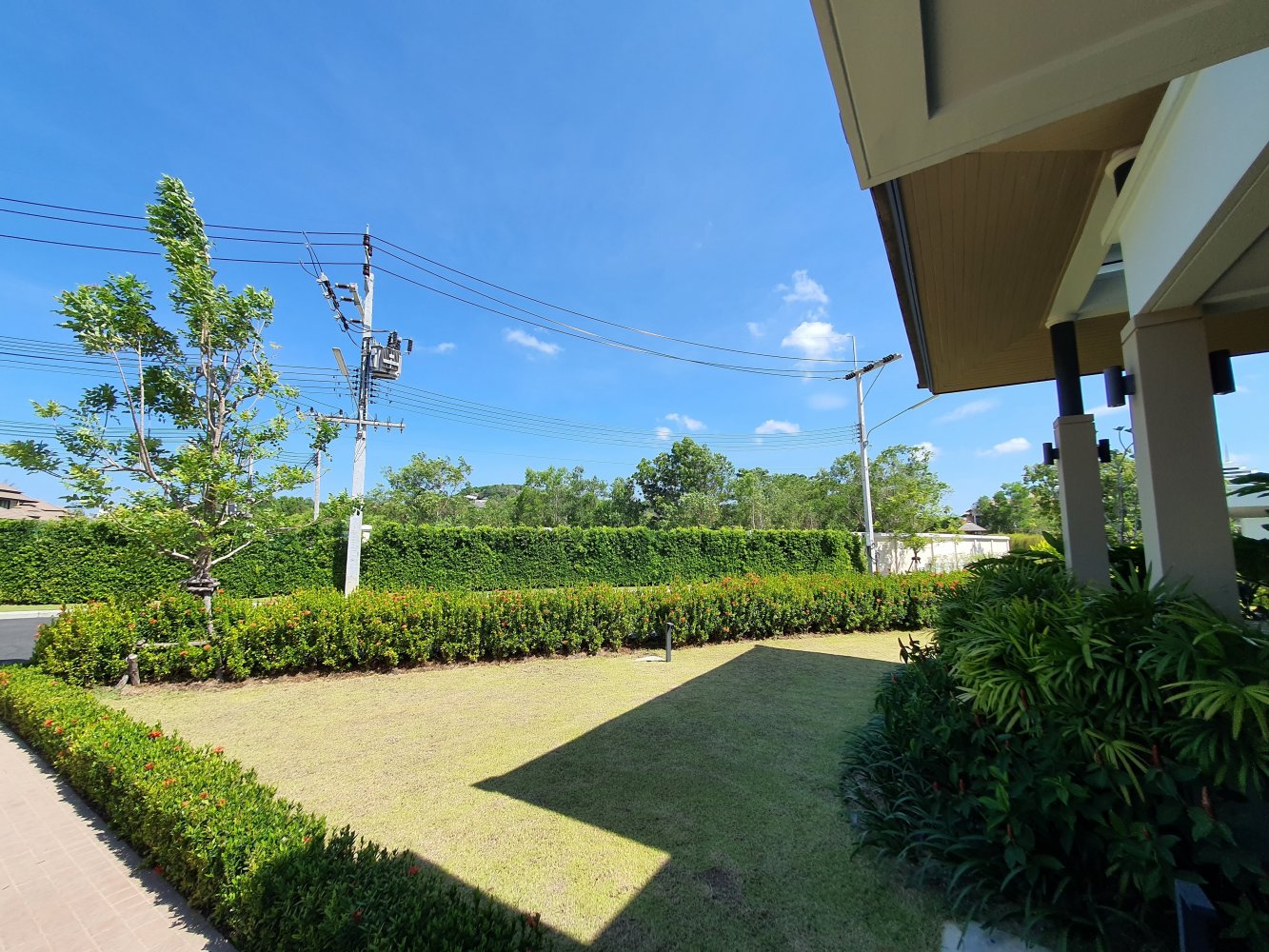 Property image - full photo 22