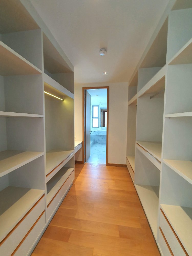 Property image - full photo 15