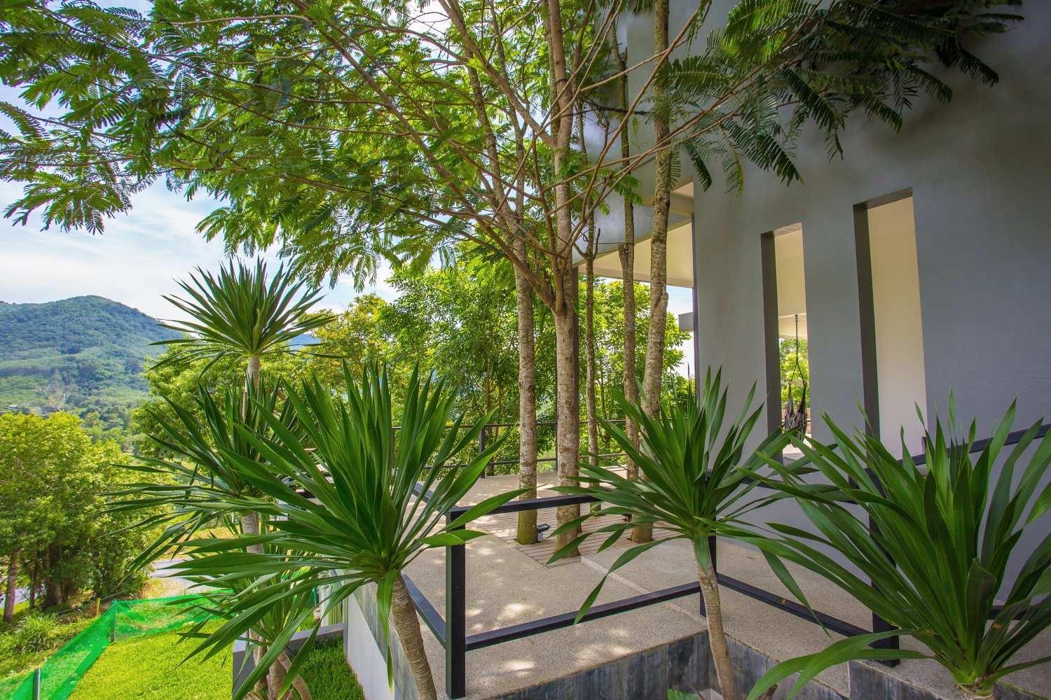 Property image - full photo 11