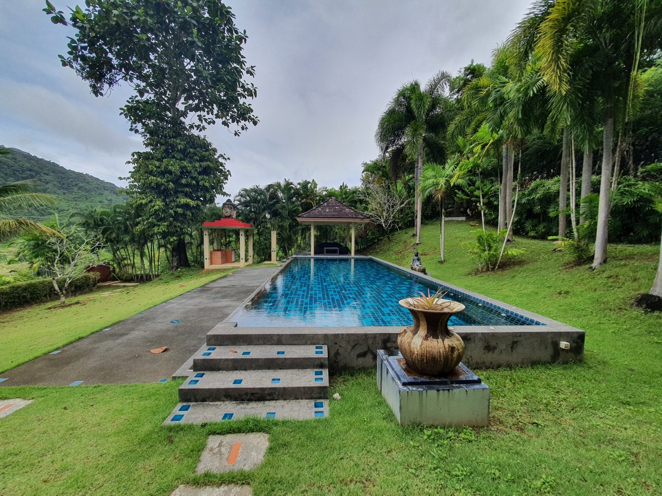 Property image - full photo 15