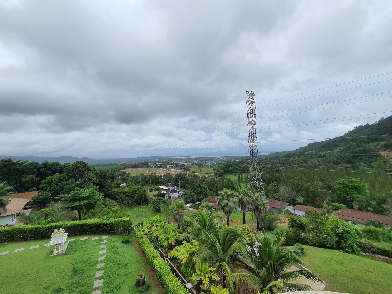 Property image - full photo 5