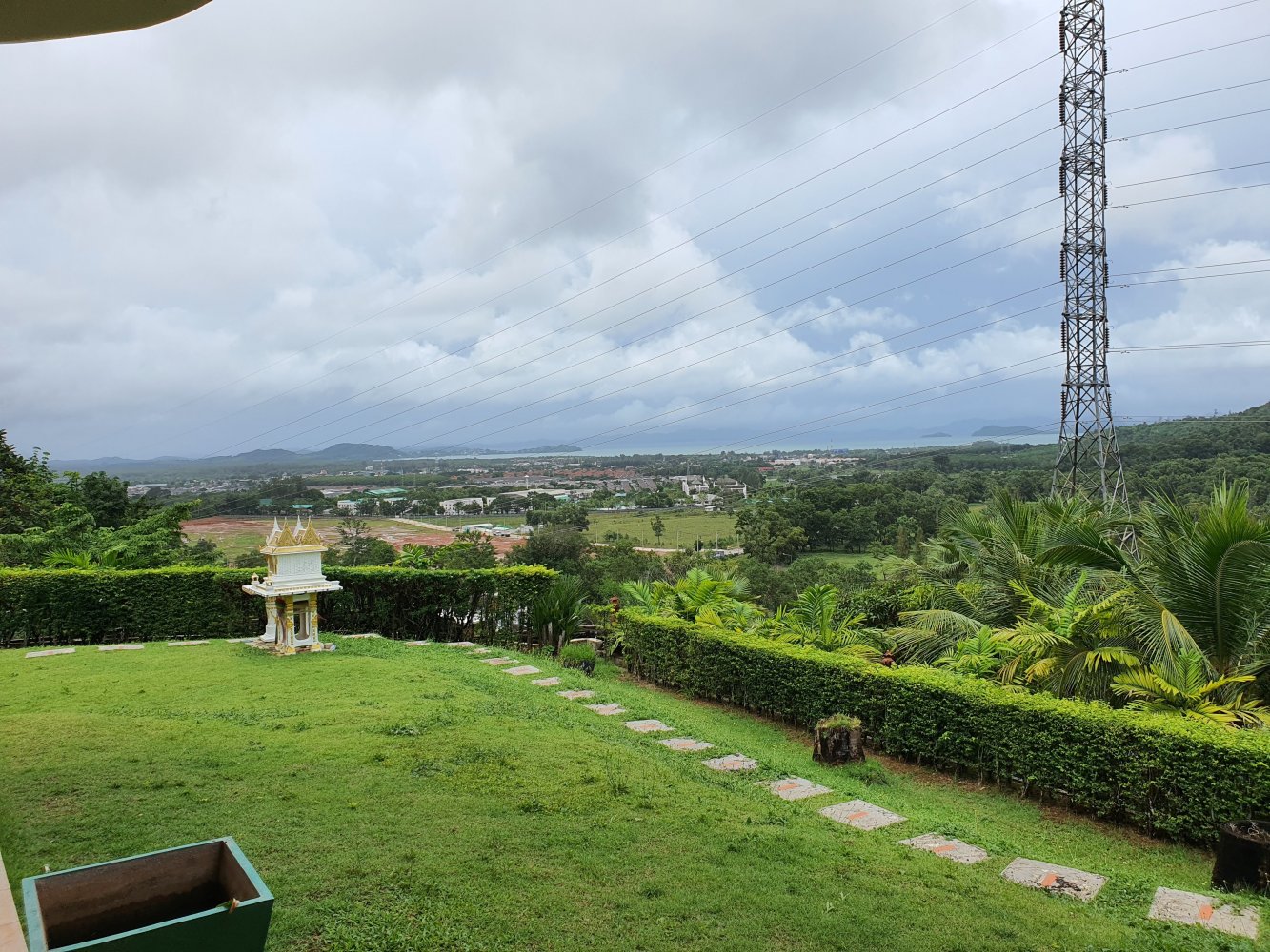 Property image - full photo 18