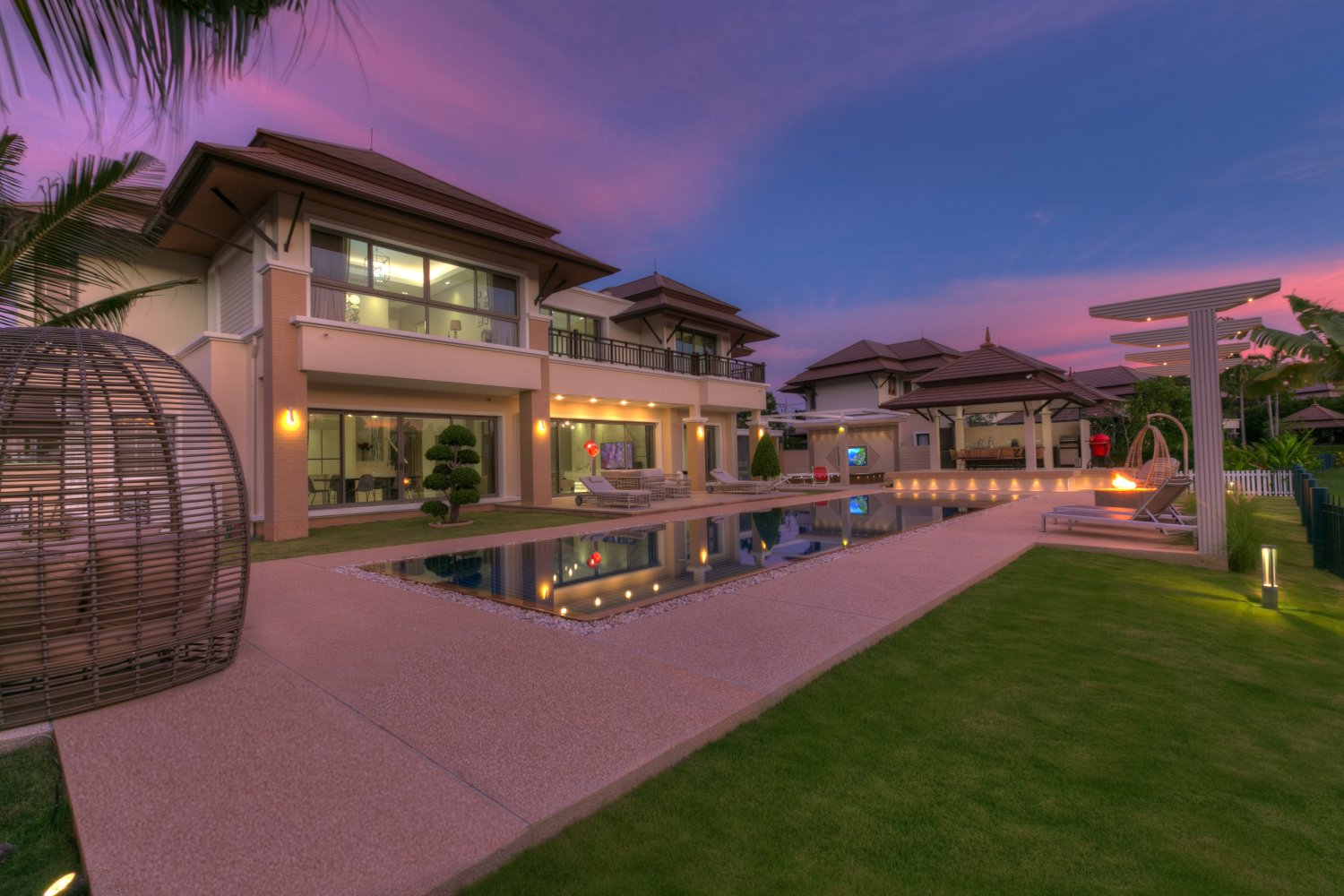 Property image - full photo 1