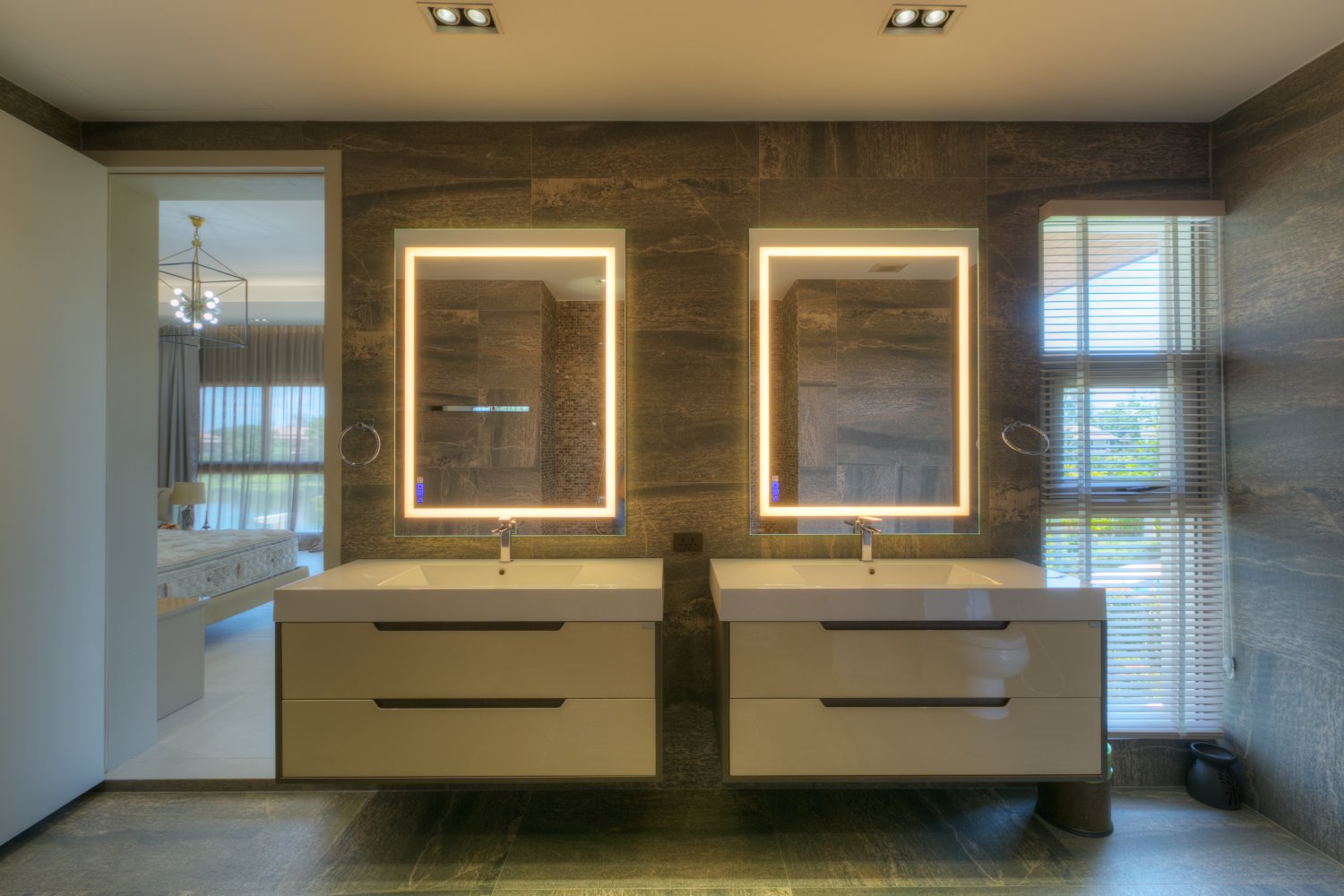 Property image - full photo 57