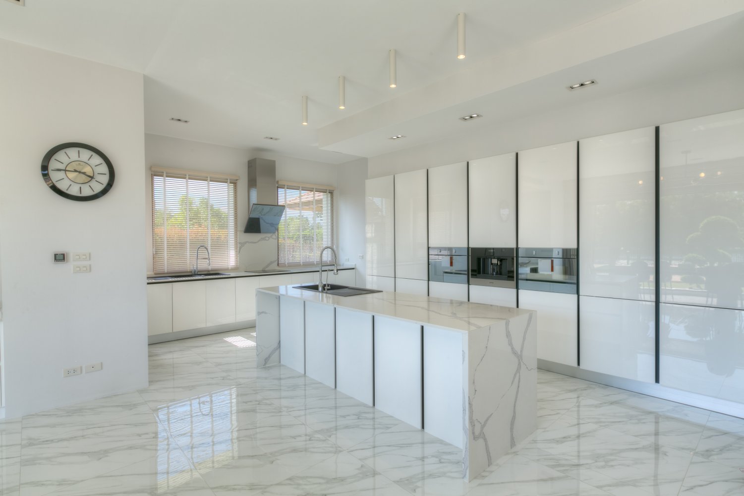 Property image - full photo 46