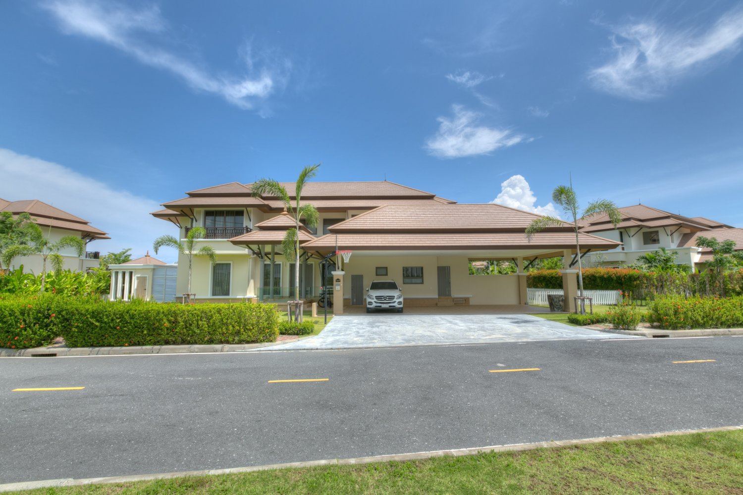 Property image - full photo 17
