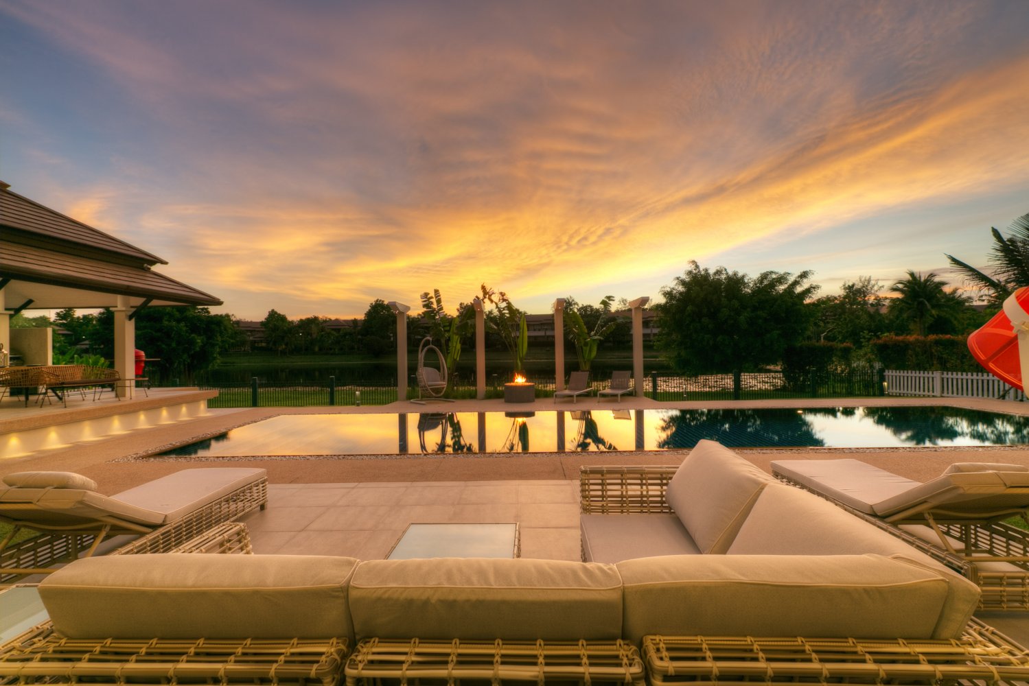 Property image - full photo 25