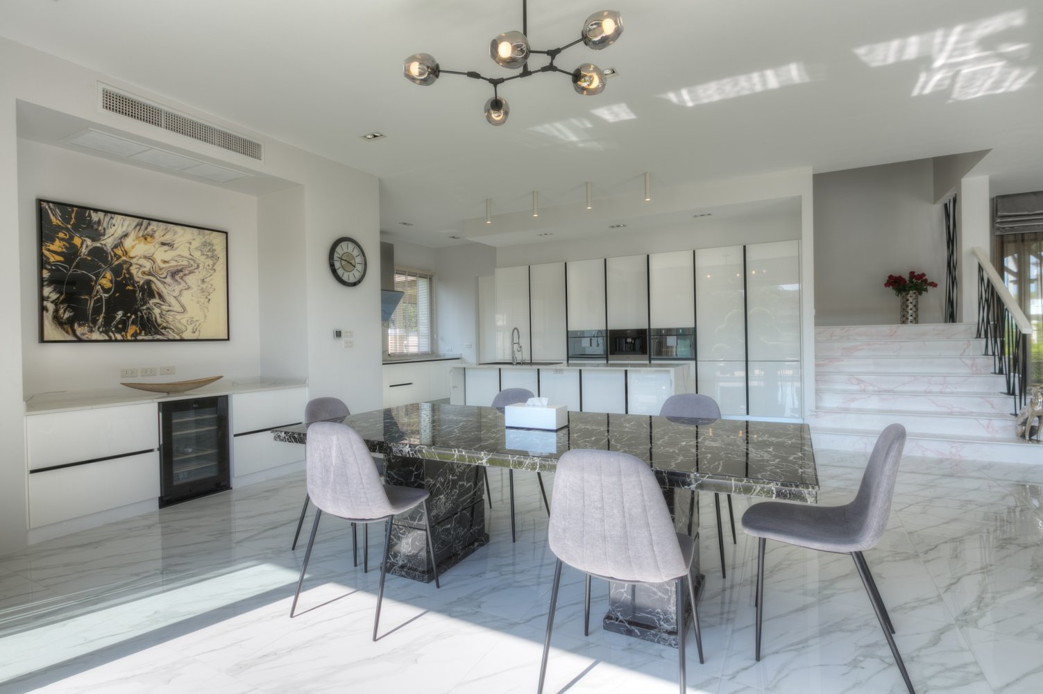 Property image - full photo 44