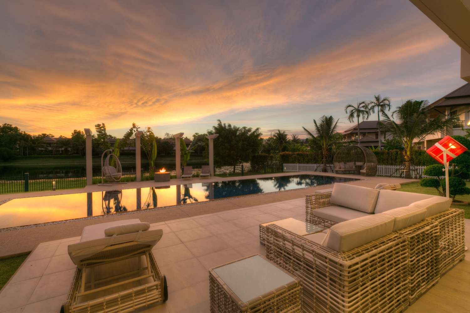 Property image - full photo 3