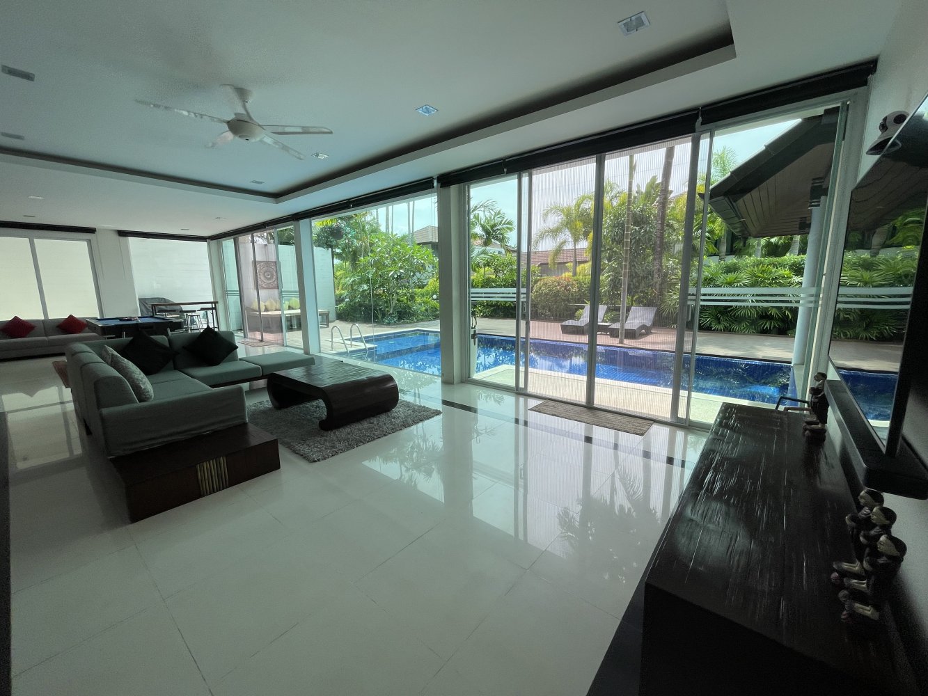 Property image - full photo 22