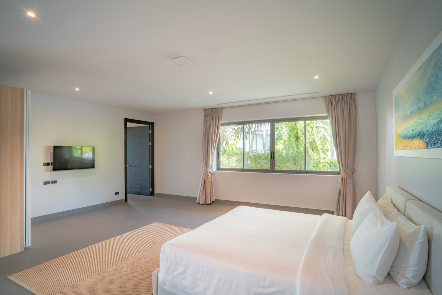 Property image - full photo 14