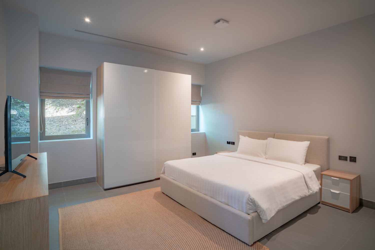 Property image - full photo 28
