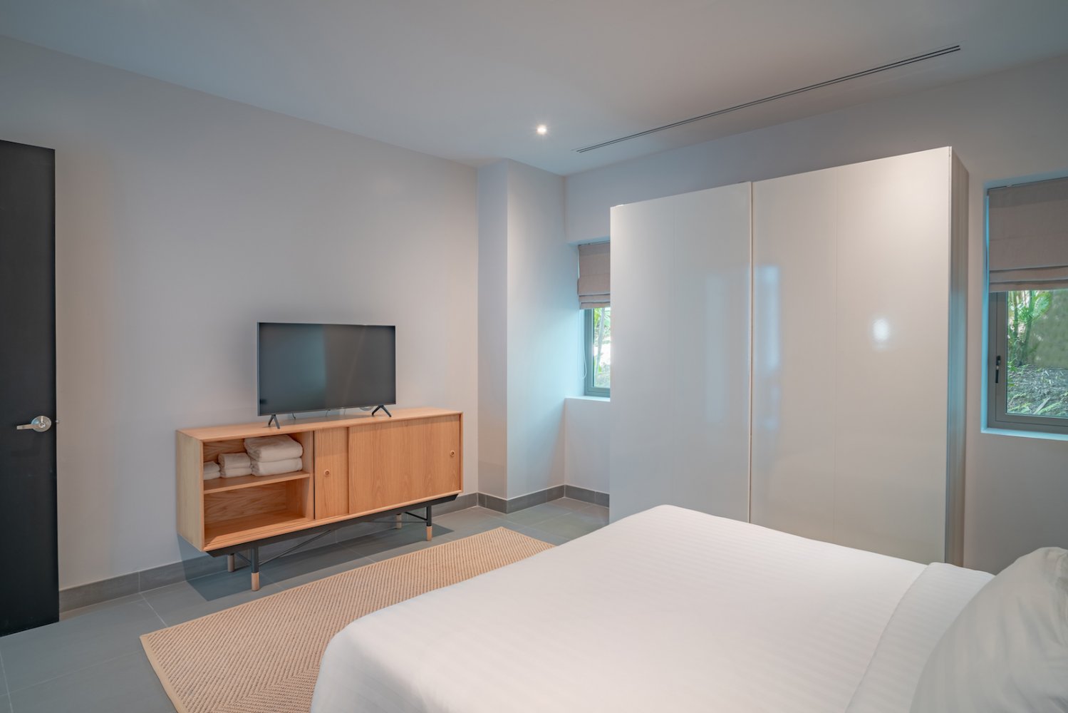 Property image - full photo 29