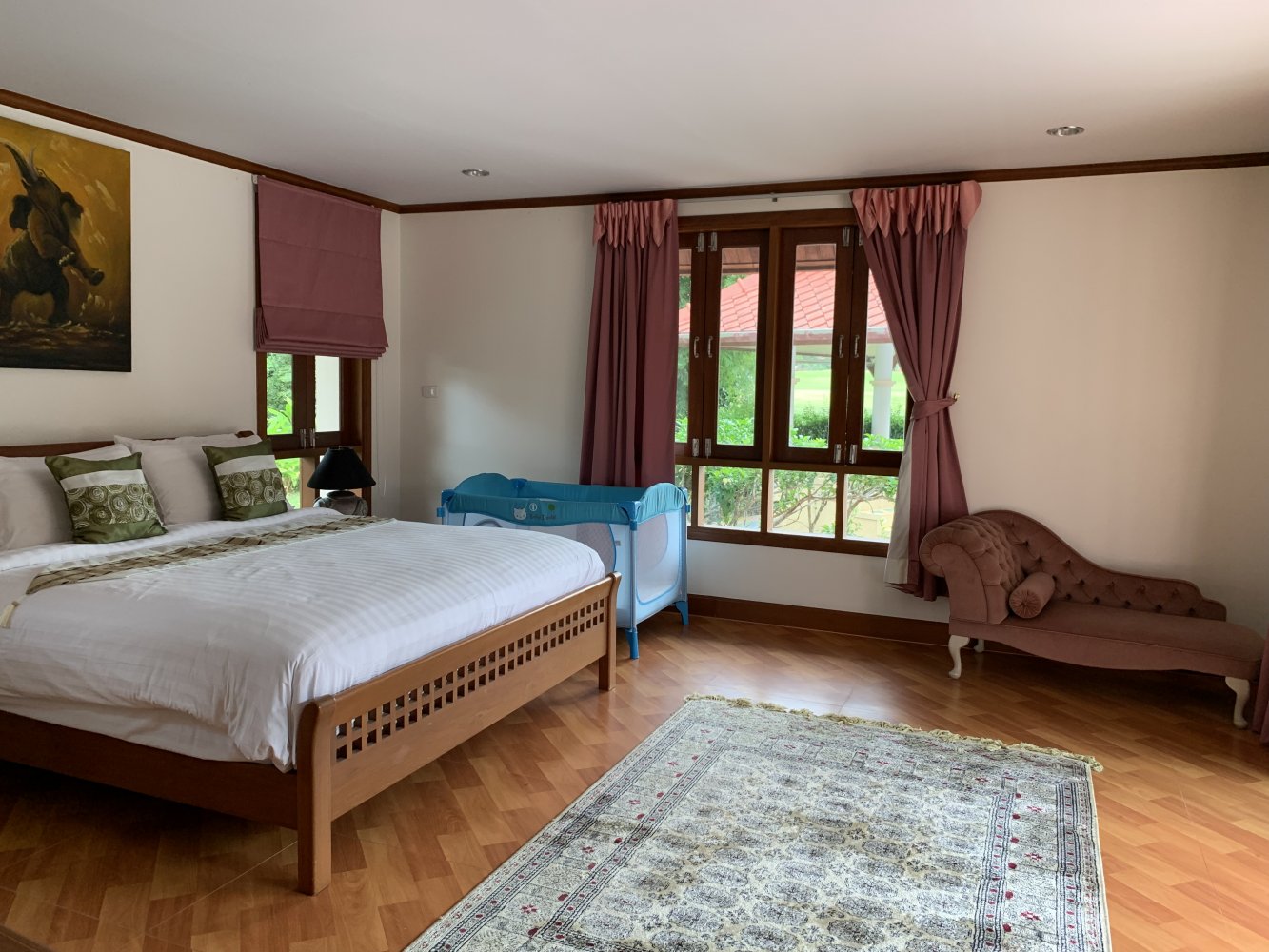 Property image - full photo 13