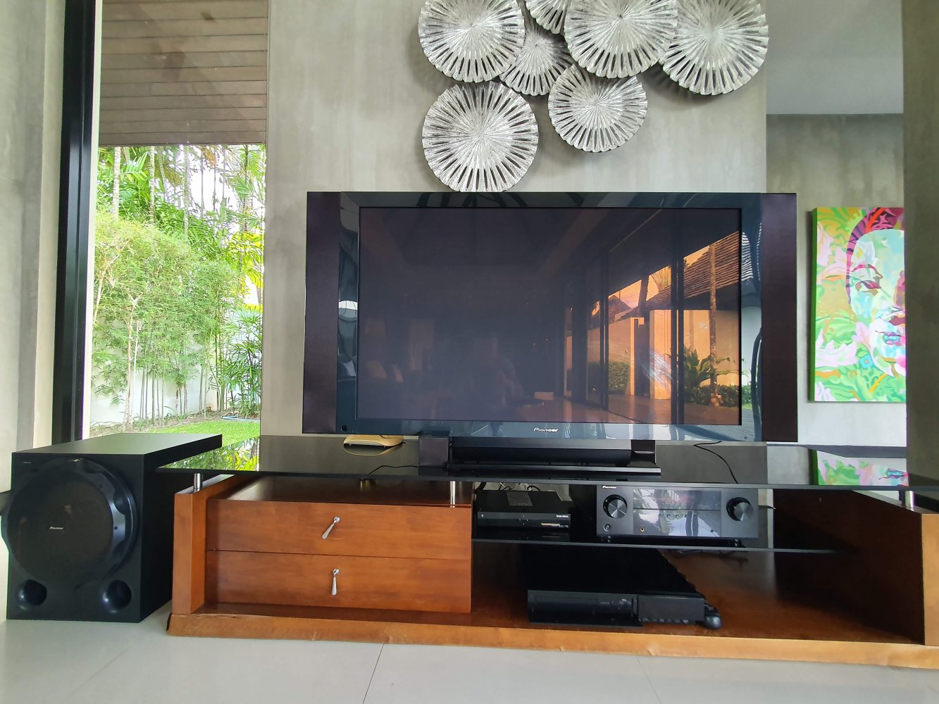 Property image - full photo 9