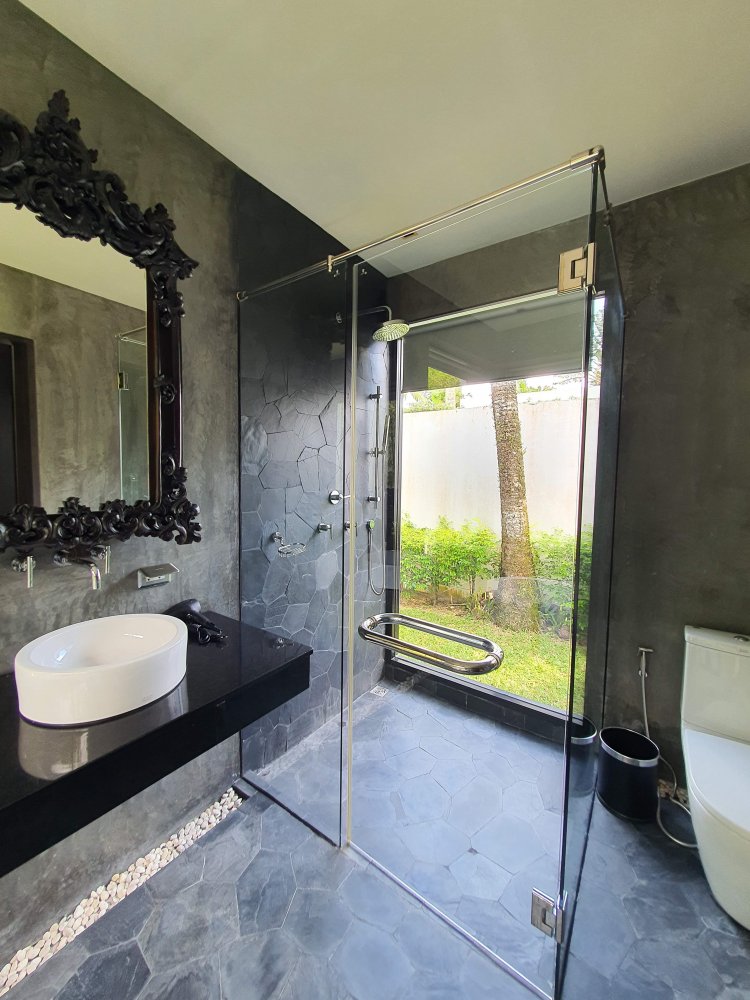 Property image - full photo 19