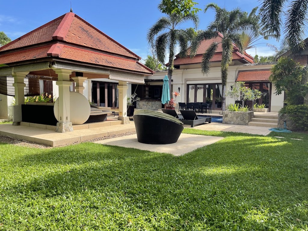 Property image - full photo 3