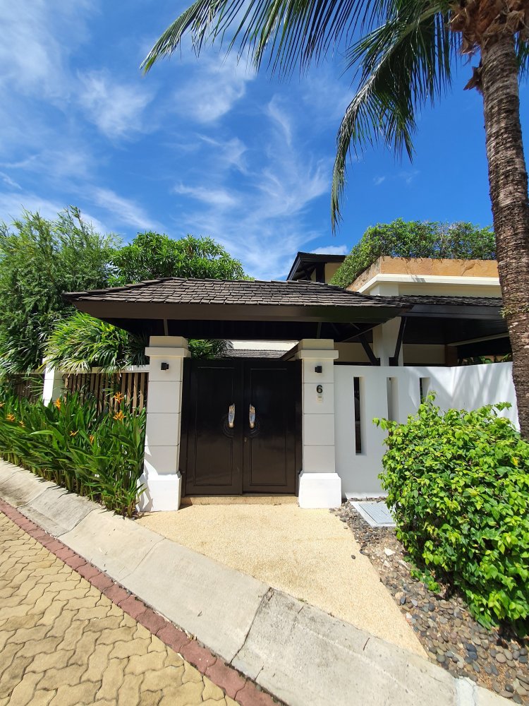Property image - full photo 40