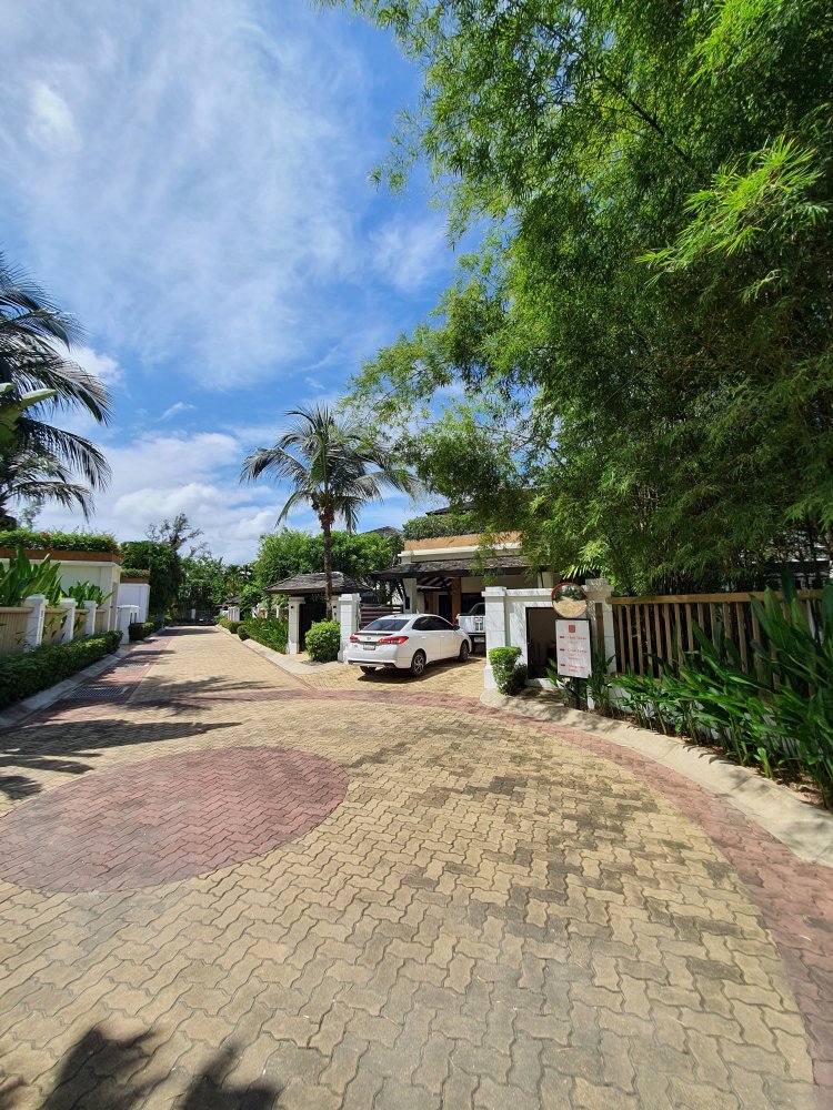 Property image - full photo 41