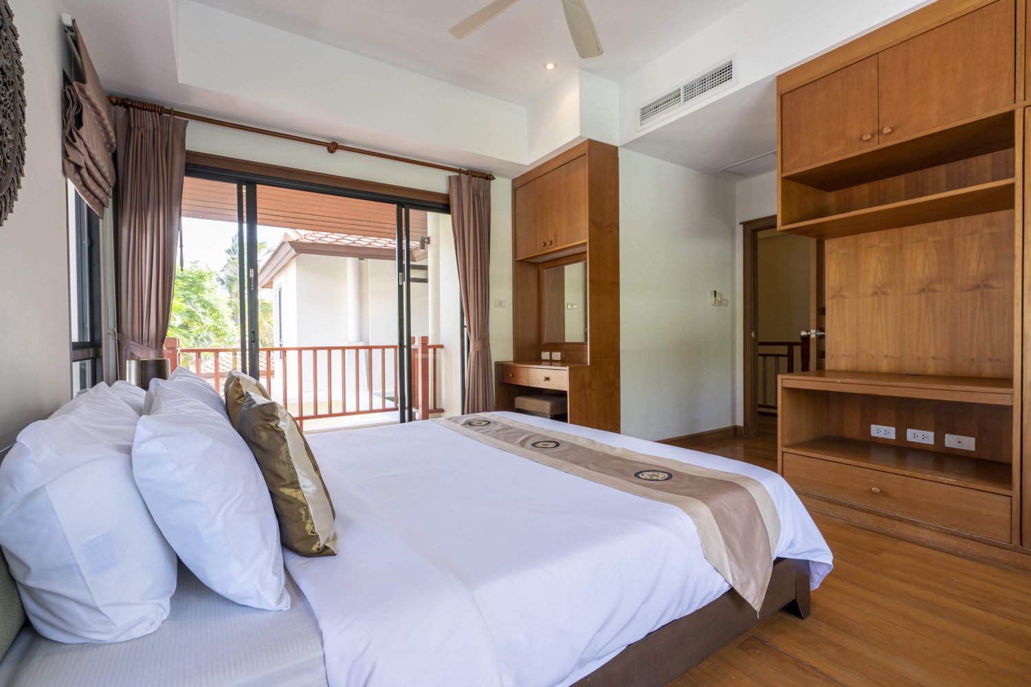 Property image - full photo 24