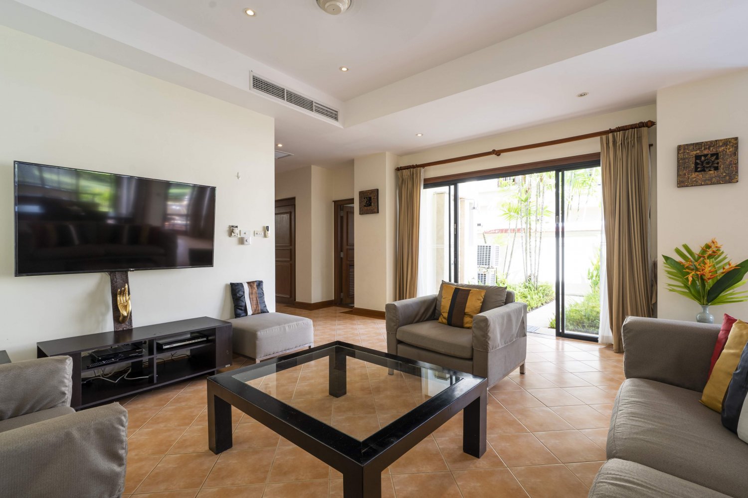 Property image - full photo 46