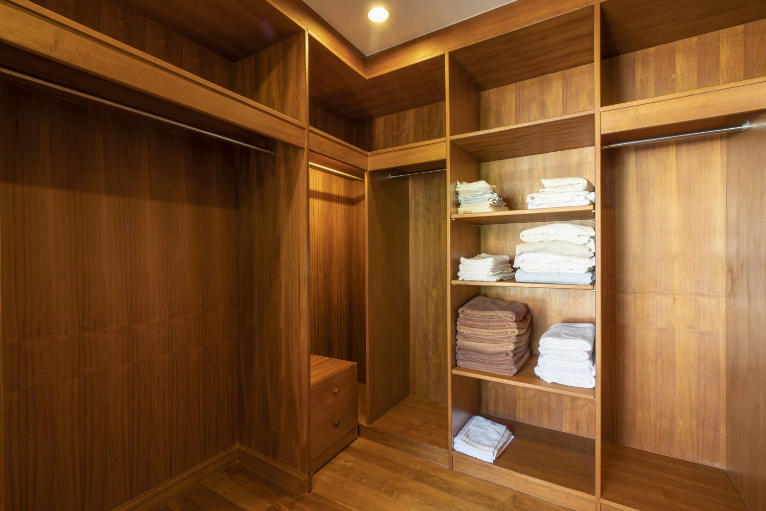 Property image - full photo 21