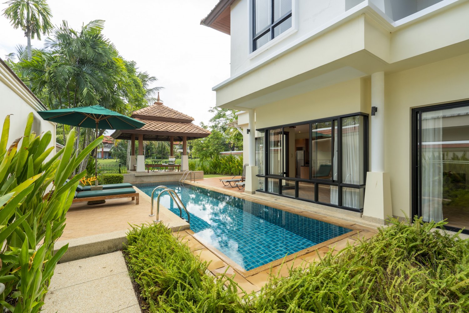 Property image - full photo 6