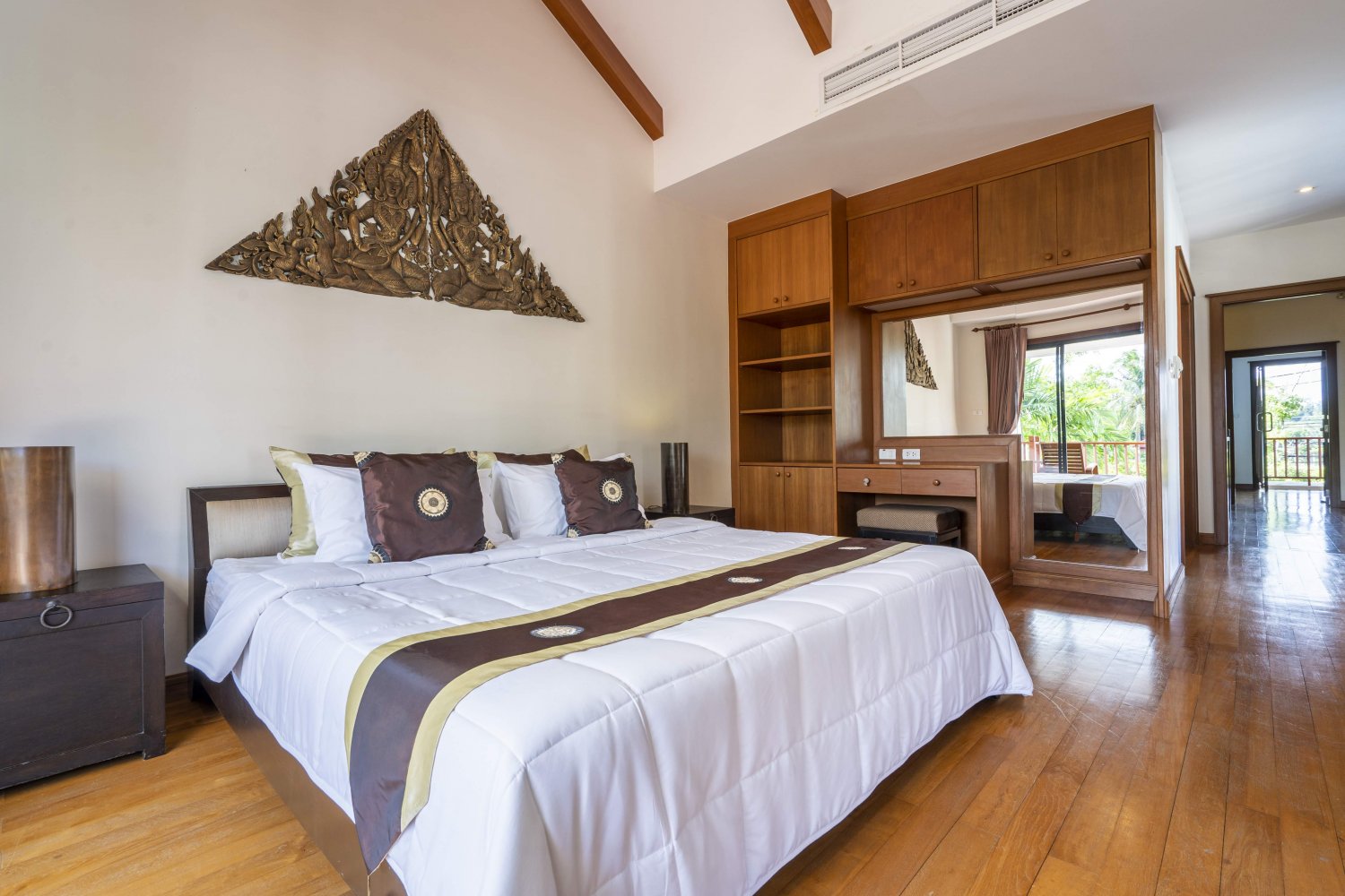 Property image - full photo 14