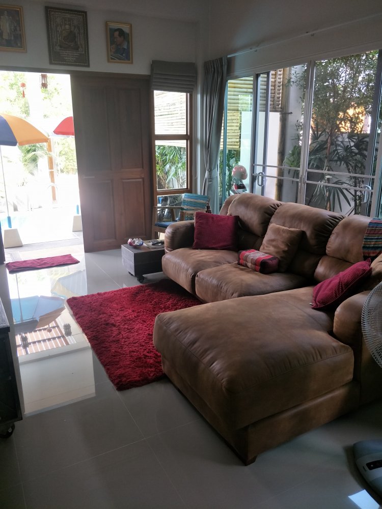 Property image - full photo 18