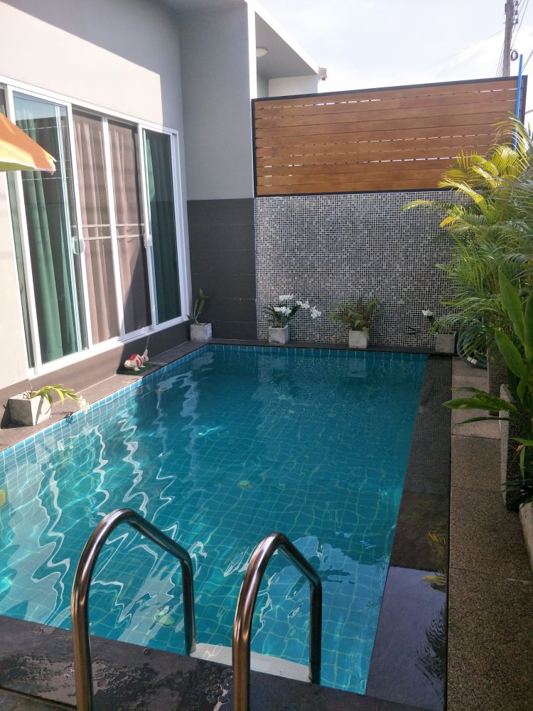 Property image - full photo 13