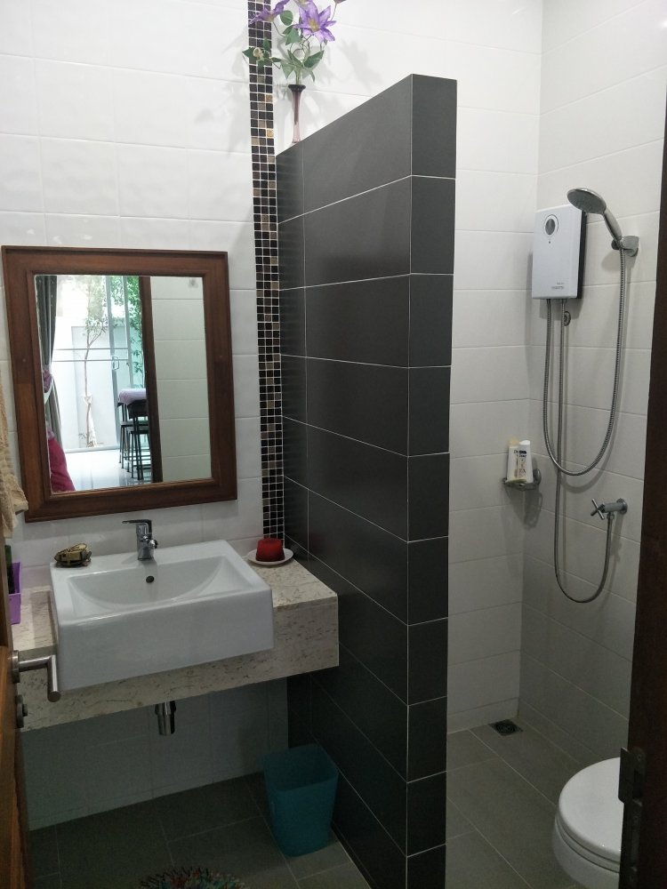 Property image - full photo 16