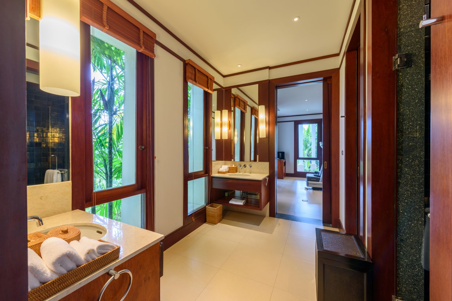 Property image - full photo 36