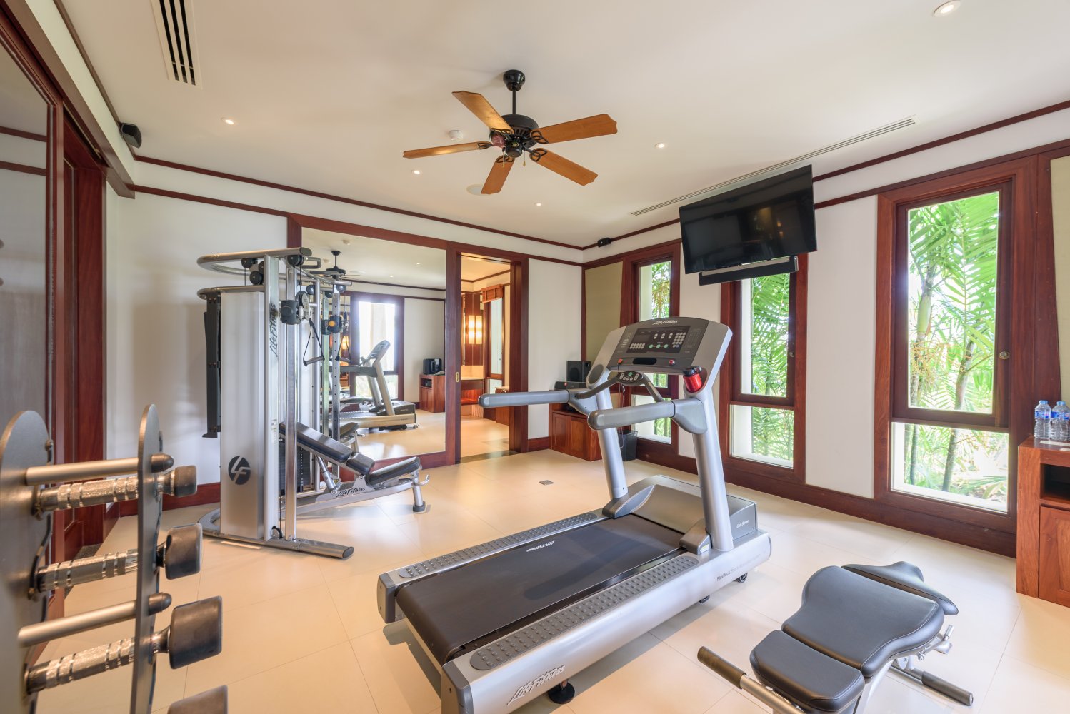 Property image - full photo 39