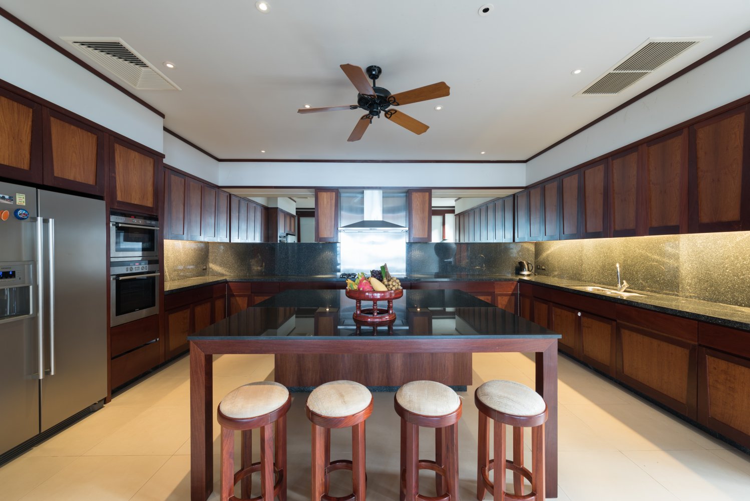 Property image - full photo 40