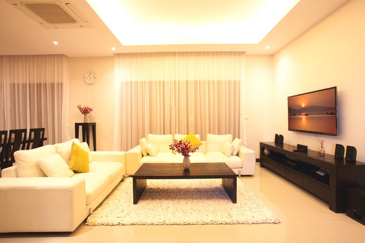 Property image - full photo 12